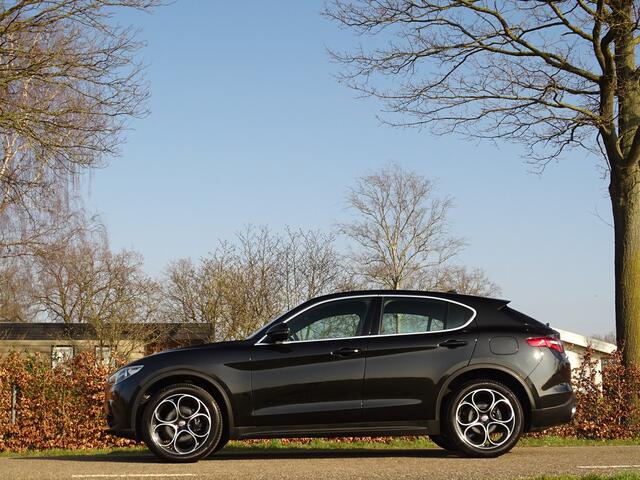 Alfa Romeo Stelvio 2.2d AWD Veloce | Carplay | Zw. Hemel | Sportst. | Camera | Elek.st | 20" |