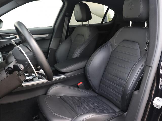 Alfa Romeo Stelvio 2.0 Turbo 280 PK AWD Veloce | MY23 | Adas | Navi | Carplay | 20"