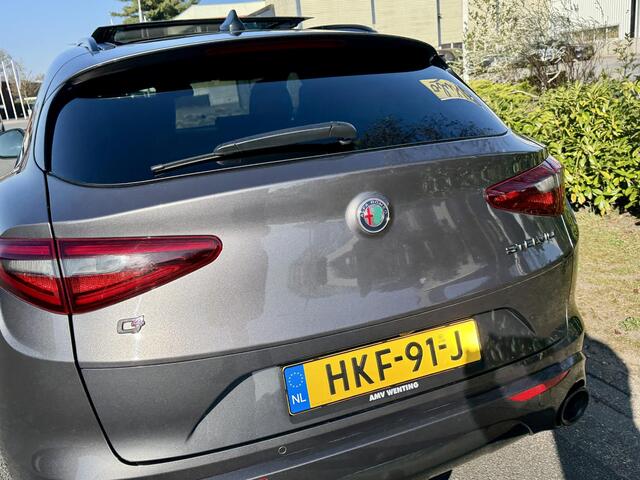 Alfa Romeo Stelvio 2.0T 280PK AWD VeloceoPanooTrekhaak