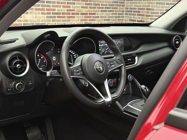 Alfa Romeo Stelvio 2.0 T AWD Super DAK MEMORY CARPLAY
