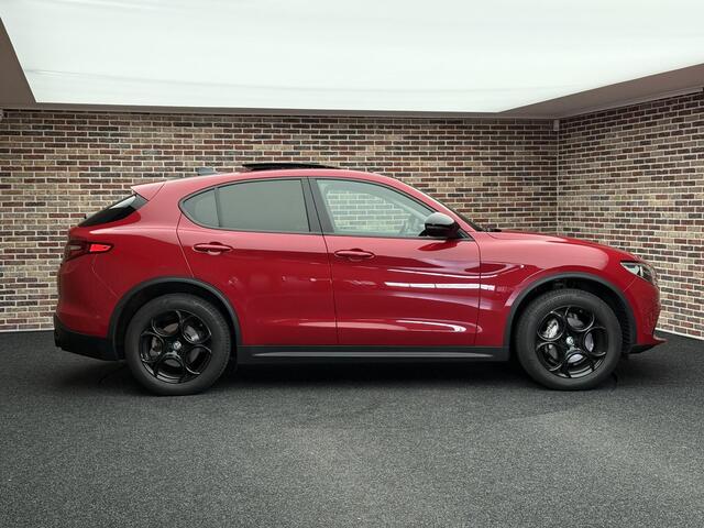 Alfa Romeo Stelvio 2.0 T AWD Super DAK MEMORY CARPLAY