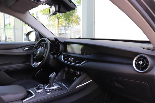 Alfa Romeo Stelvio 2.2D SUPER/APPLECARPLAY/AD.CRUISE/KEYLESS/LANE.ASSIST