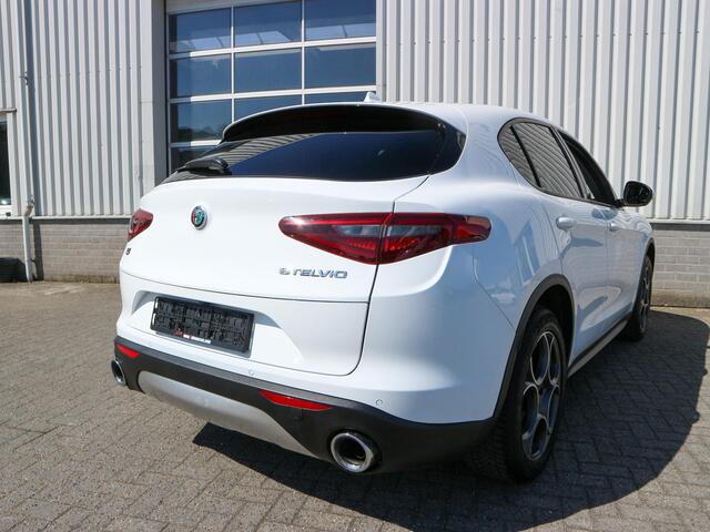 Alfa Romeo Stelvio 2.0 T AWD Camera | Rondom PDC | Carplay