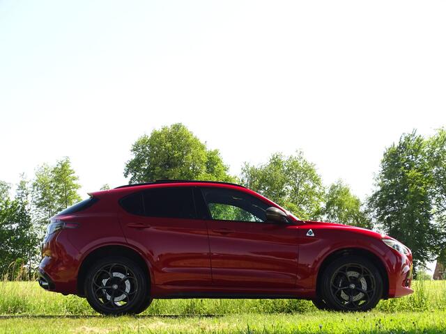Alfa Romeo Stelvio 2.9 V6 AWD Quadrifoglio | MY20 | Schuifdak | H+K | Rosso!