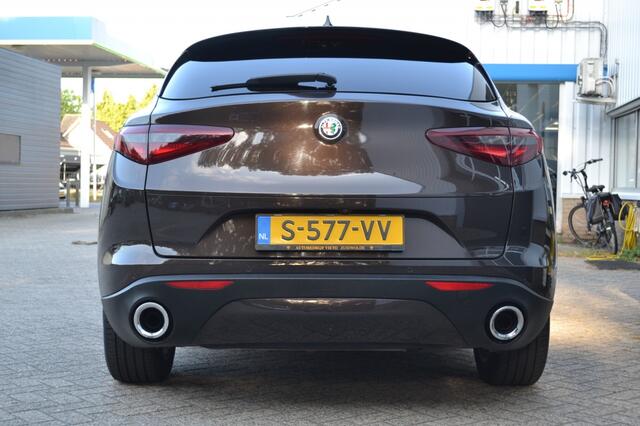 Alfa Romeo Stelvio 2.0 T AWD Super