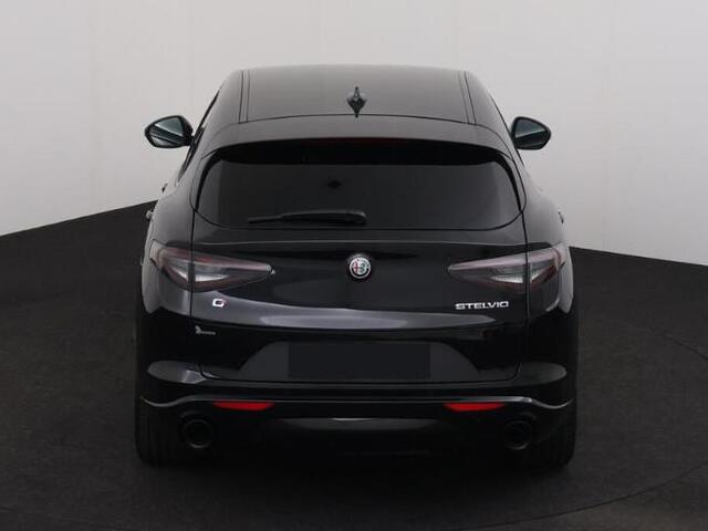 Alfa Romeo Stelvio 2.2 JTD AWD Veloce | Pack winter | Camera | Adaptive cruise | 21 Inch