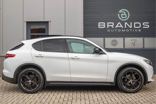 Alfa Romeo Stelvio 2.0 Super Q4 Vol opties 280PK Veloce pack Pano H&K