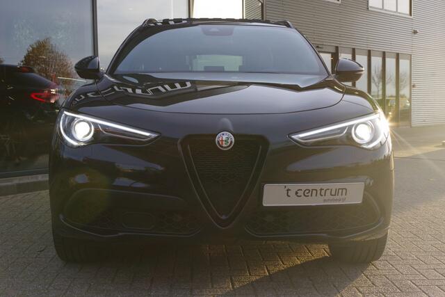 Alfa Romeo Stelvio 2.0 T 280 PK AWD Q4 Veloce, Adap. Onderstel, Panoramadak, Trekhaak, H/K Sound, Lederen Sportstoelen