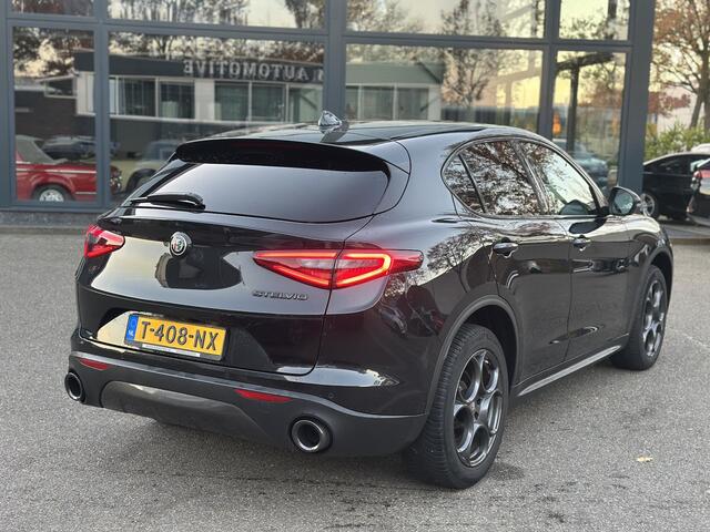 Alfa Romeo Stelvio 2.0 T AWD Super Q4| BOMVOL| STOEL/ STUURVERW.| ELEK. ACHTERKLEP| CAMERA| MEM. STOEL| DODE HOEK| APPLE CARPLAY|