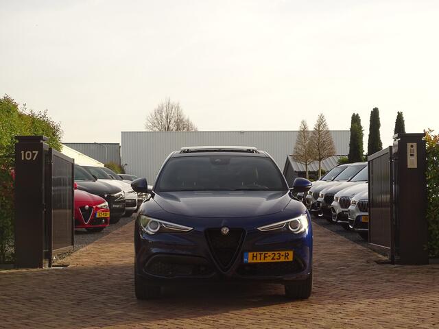 Alfa Romeo Stelvio 2.0 T AWD 310PK Veloce | Carplay | Customized | Schuifdak | Cognac Leer | Squadra