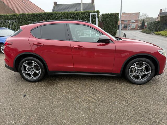 Alfa Romeo Stelvio 2.2 JTD TI XENON/LEDER/NAVI