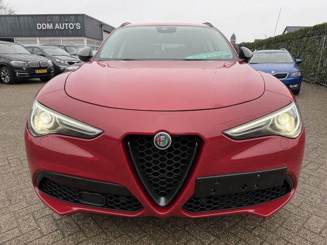Alfa Romeo Stelvio 2.2 JTD TI XENON/LEDER/NAVI