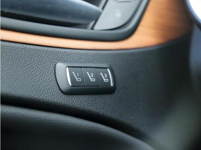 Alfa Romeo Stelvio 2.0 T AWD First Edition | Schakelflippers | Memory | Stoel & stuur verwarming |