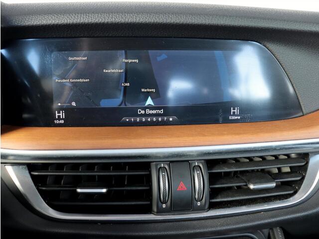 Alfa Romeo Stelvio 2.0 T AWD First Edition | Schakelflippers | Memory | Stoel & stuur verwarming |