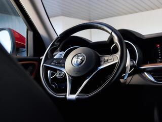 alfa-romeo-stelvio-2.0-t-awd-first-