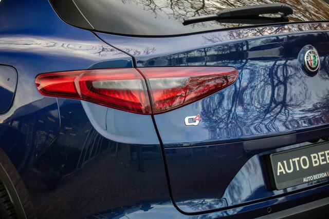 Alfa Romeo Stelvio 2.0T 200pk Super AWD I 19" I Carplay I Elektr. stoelen I Camera I Elektr. Achterklep