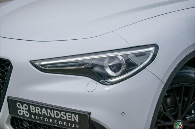 Alfa Romeo Stelvio 2.0 T AWD First Edition Pano-20"-Trekhaak-Keyless-Camera-Leer