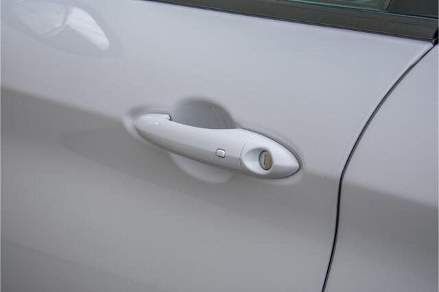 Alfa Romeo Stelvio 2.0 T AWD First Edition Pano-20"-Trekhaak-Keyless-Camera-Leer