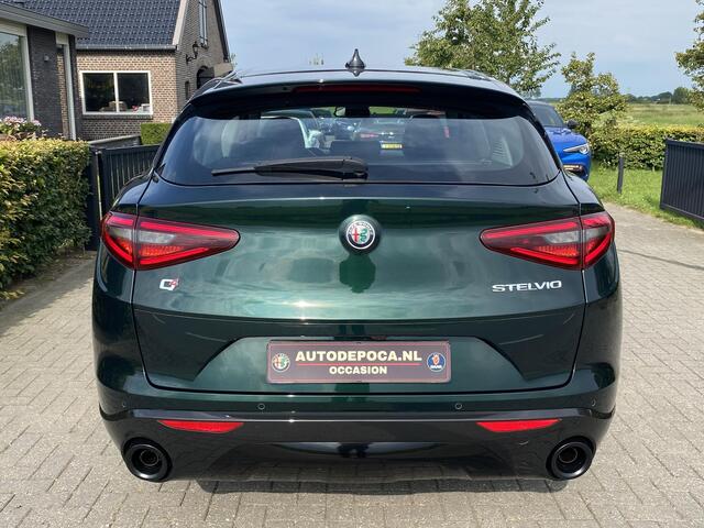 Alfa Romeo Stelvio 2.0 T AWD Ti Verde Visconti! Schakelflippers!! Trekhaak!!