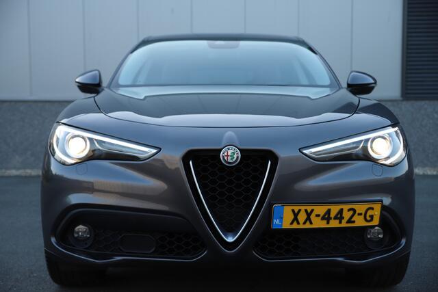Alfa Romeo Stelvio 2.2JTD 180pk Super/Automaat8/Leder/Trekh./Camera/Concaver21"