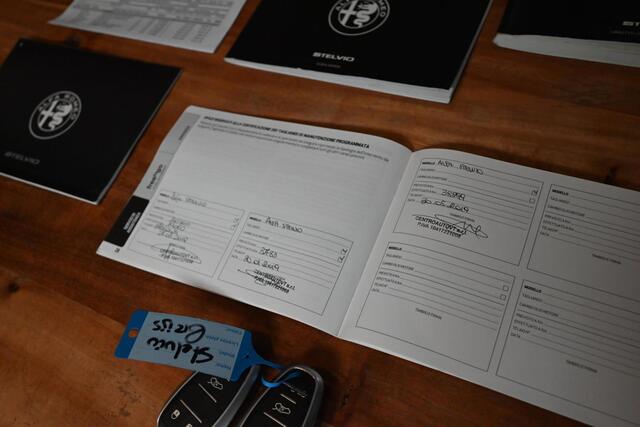 Alfa Romeo Stelvio 2.0 T AWD Veloce AWD Super First Edition 280 PK Leder Camera Keyless Stoel/Stuurverw. Elek Klep 20''