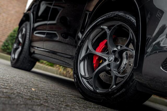 Alfa Romeo Stelvio 2.9 V6 AWD Quadrifoglio 510 PK Adaptive Cruise Harman Kardon Keyless 20''