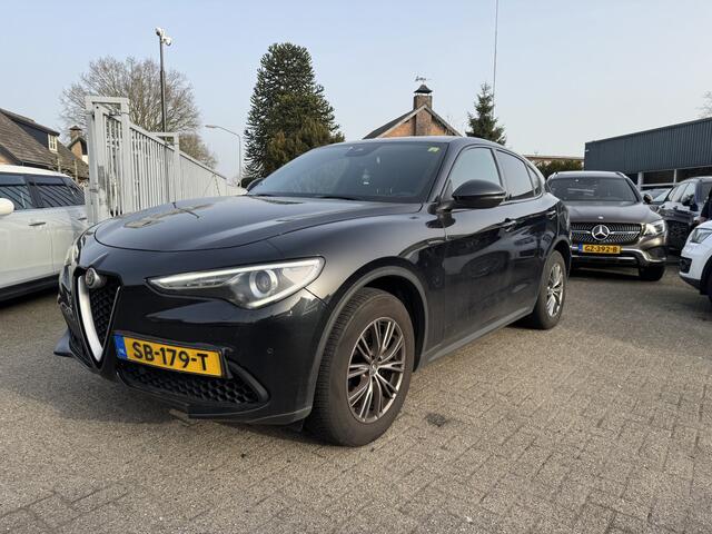 Alfa Romeo Stelvio 2.0 T AWD Super | Clima | Navi Leder | Q4 AWD 4x4 | B