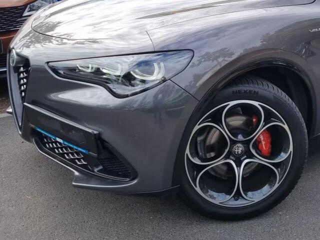 Alfa Romeo Stelvio 2.0 T Q4 Veloce ** MATRIX, NAVI+, H&K SOUND, LEDER, 20-inch LMV, ALARM ** 1e EIG - Ex ALFA.de - UNFALLFREI ** ** INFORMEER OOK NAAR ONZE AANTREKKELIJKE FINANCIAL-LEASE TARIEVEN **