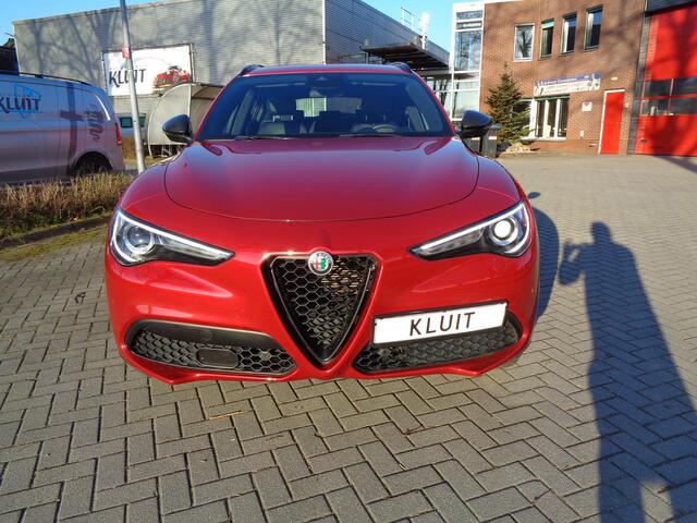 Alfa Romeo Stelvio 2.0 T AWD B-Tech Business Edition Sportstoelen Rosso Competizione Trekhaak