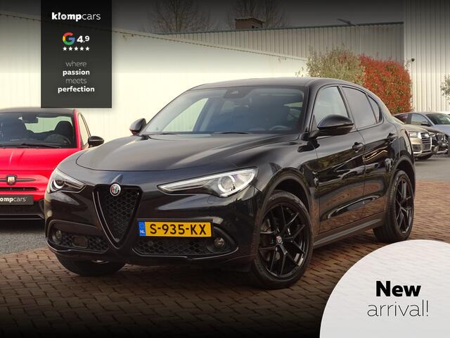 Alfa Romeo Stelvio 2.0 T AWD 280PK | Raggazzon | Zeer Netjes! | Leer | All-Black | Ti-Difusser.