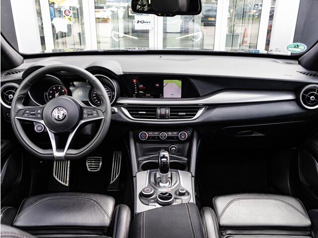 Alfa Romeo Stelvio 2.0 T AWD B-Tech 280pk Q4 | Pano-dak | Lederen bekleding | H&K |