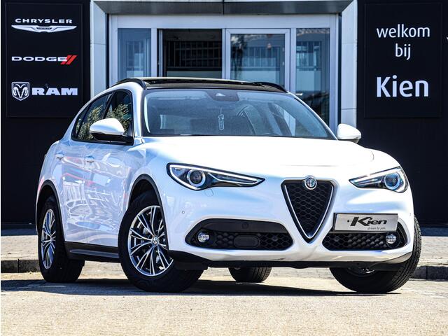 Alfa Romeo Stelvio 2.2d Super | Pano-dak | Lederen bekleding | Schakelflippers | NL Auto |