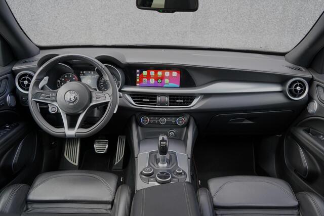 Alfa Romeo Stelvio 2.0 T AWD B-Tech Veloce/ Pano