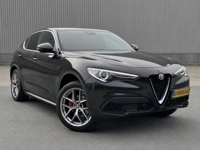 Alfa Romeo Stelvio 2.0 T AWD Special Edition 280PK RODE INTERIEUR
