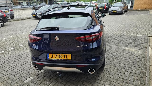 Alfa Romeo Stelvio 2.0 T AWD B-Tech