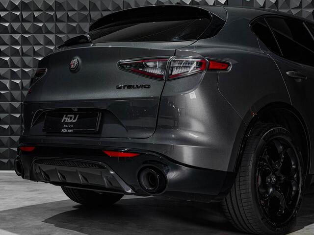 Alfa Romeo Stelvio 2.0 T GME AWD Veloce | Pano | 20" | H/K | Memory | Side |