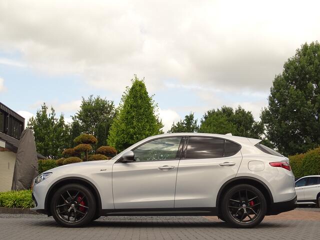 Alfa Romeo Stelvio 2.2 JTD Sprint MY21 | Draadloos laden | Carplay | Velocest. | TI Diff. | Leer | Elekst. | Stverw | Full Option!