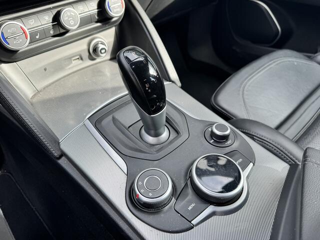 Alfa Romeo Stelvio 2.2d Super*Navi*Xenon*Leder*EXPORT/EX.BPM*