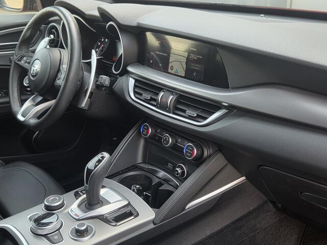 Alfa Romeo Stelvio 2.0 200pk Automaat AWD Sprint | Apple-Android | Parkeercamera | Adaptive Cruise Control