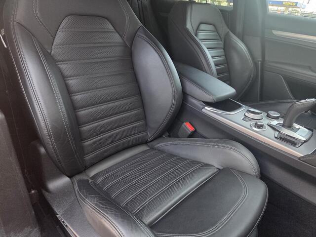 Alfa Romeo Stelvio 2.0 200pk Automaat AWD Sprint | Apple-Android | Parkeercamera | Adaptive Cruise Control