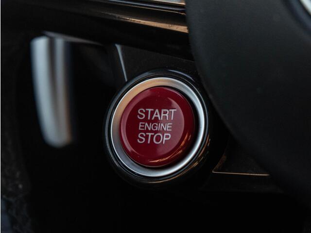 Alfa Romeo Stelvio 2.9 V6 AWD Quadrifoglio | Pano | Harman & Kardon | Memory stoelen | Stoel & stuurverwarming