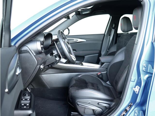 Alfa Romeo Tonale 1.5T Hybrid Veloce | Navi | Stoelvwewarming | ACC |