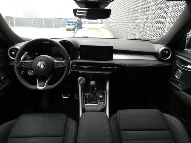 Alfa Romeo Tonale 1.3T 280PK Veloce PHEV | FULL OPTION | Schuifkantel/dak | Pack Technology | 20 INCH velgen |