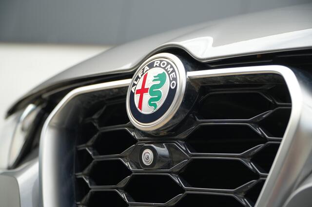 Alfa Romeo Tonale 1.5 MHEV 160 PK Turbo TI | LED | Winter | Camera | 19"