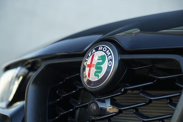 Alfa Romeo Tonale 1.3T PHEV 280 PK Veloce | Pano | Technology Pack