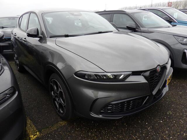 Alfa Romeo Tonale 1.5T Hybrid Sprint NIEUW BINNEN GEKOMEN !!! SNEL IN DE VERKOOP !!
