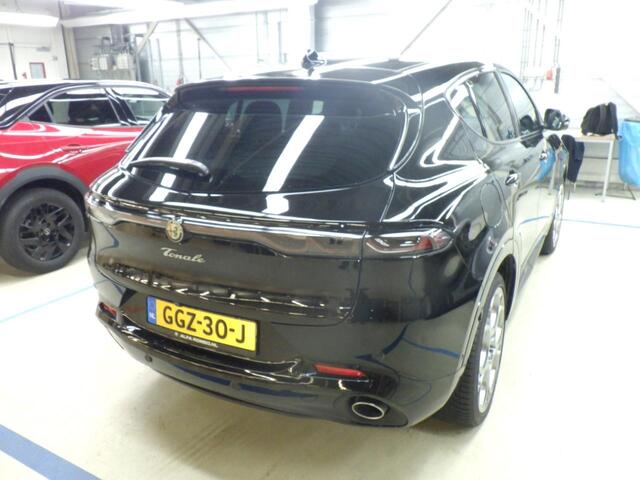 Alfa Romeo Tonale 1.3T PHEV Veloce 280 PK!! LEDER + OPEN DAK ! NIEUW BINNEN GEKOMEN !!! SNEL IN DE VERKOOP !! BH