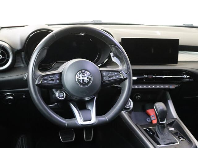 Alfa Romeo Tonale 1.5T 130PK Hybrid Edizione Speciale | 20 INCH | Trekhaak | Elektrische klep | Adaptive cruise control |