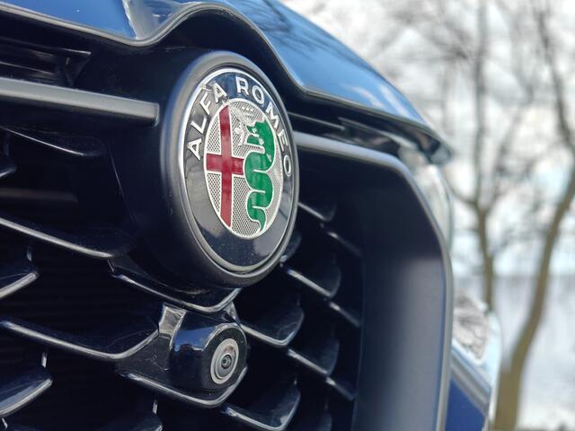 Alfa Romeo Tonale 1.3T PHEV Veloce