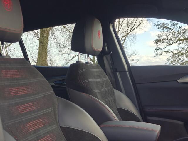 Alfa Romeo Tonale 1.3T PHEV Veloce